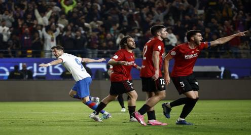 برشلونة يعبر أوساسونا ويضرب موعدًا مع ريال مدريد بنهائي السوبر الإسباني